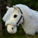 Vaaleankirjava keppihevonen